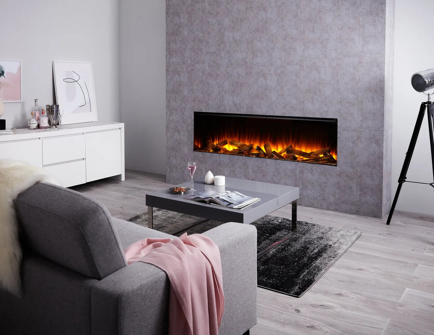 British Fires 63" The New Forest 1600 Black Edition Electric Fireplace