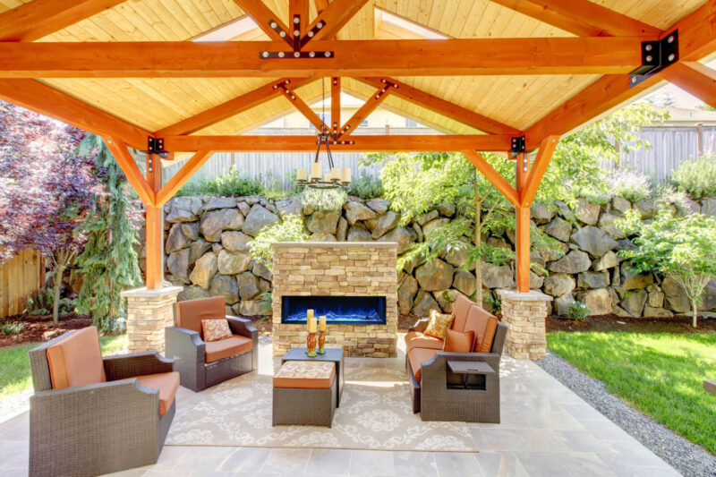 Modern Flames Landscape Pro Multi 56 inch Electric Fireplace outdoor installation - LPM-5616